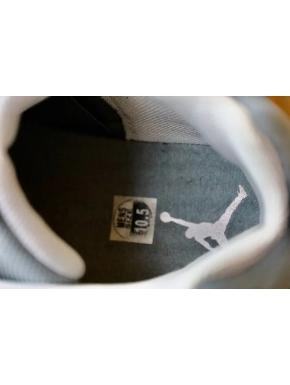 Size 10.5 - Air Jordan Jumpman Team 1 White Red Grey Mens With Box